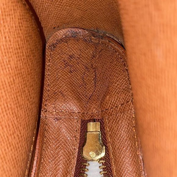 Louis Vuitton Monogram Wristlet/Clutch - Picture 13 of 16